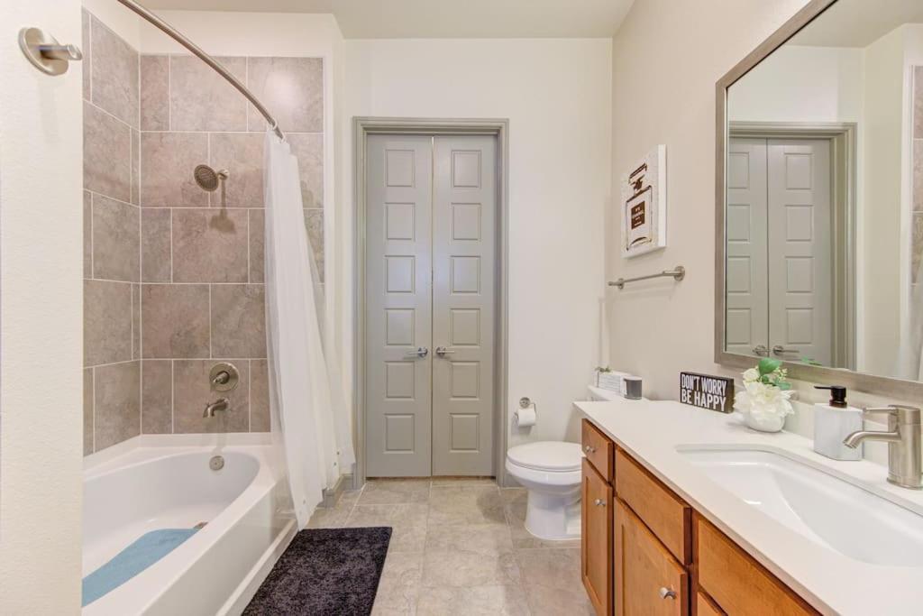 Fancy Apt Downtown. Pool. Gym. Lounge. Pet Ok Houston Dış mekan fotoğraf