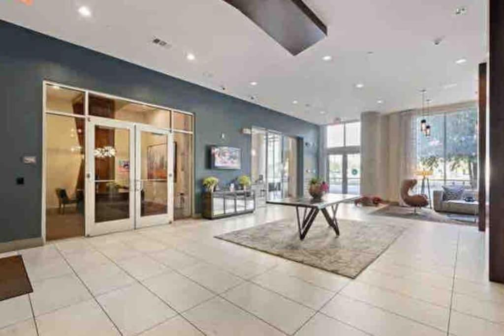 Fancy Apt Downtown. Pool. Gym. Lounge. Pet Ok Houston Dış mekan fotoğraf